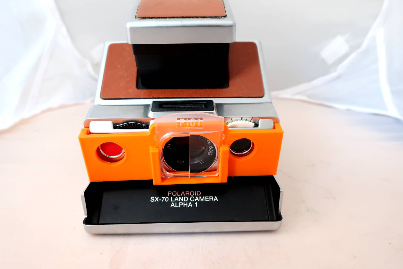 ../jpgdiy/pola_sx70_filter_holder_IMG_1930.JPG