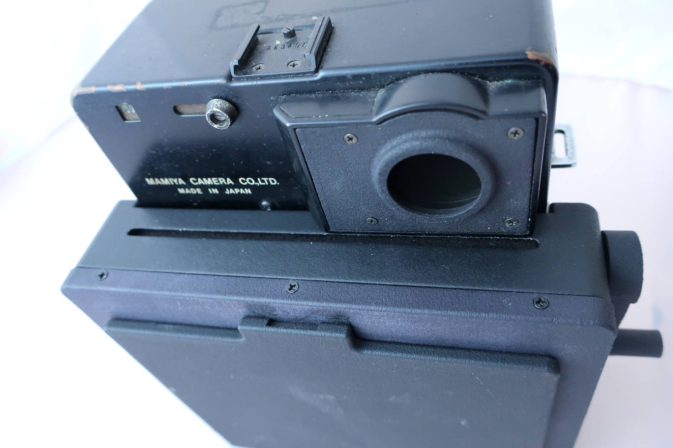 Fujifilm Instax Wide 300 to Mamiya Press mount mod – Style over Substance