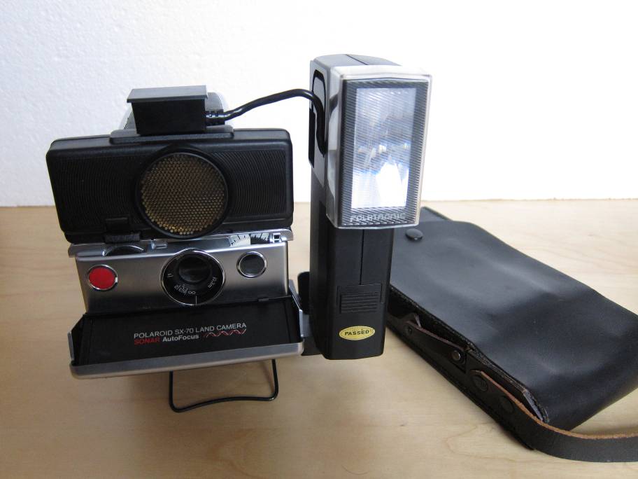 Polaroid 8400 deals